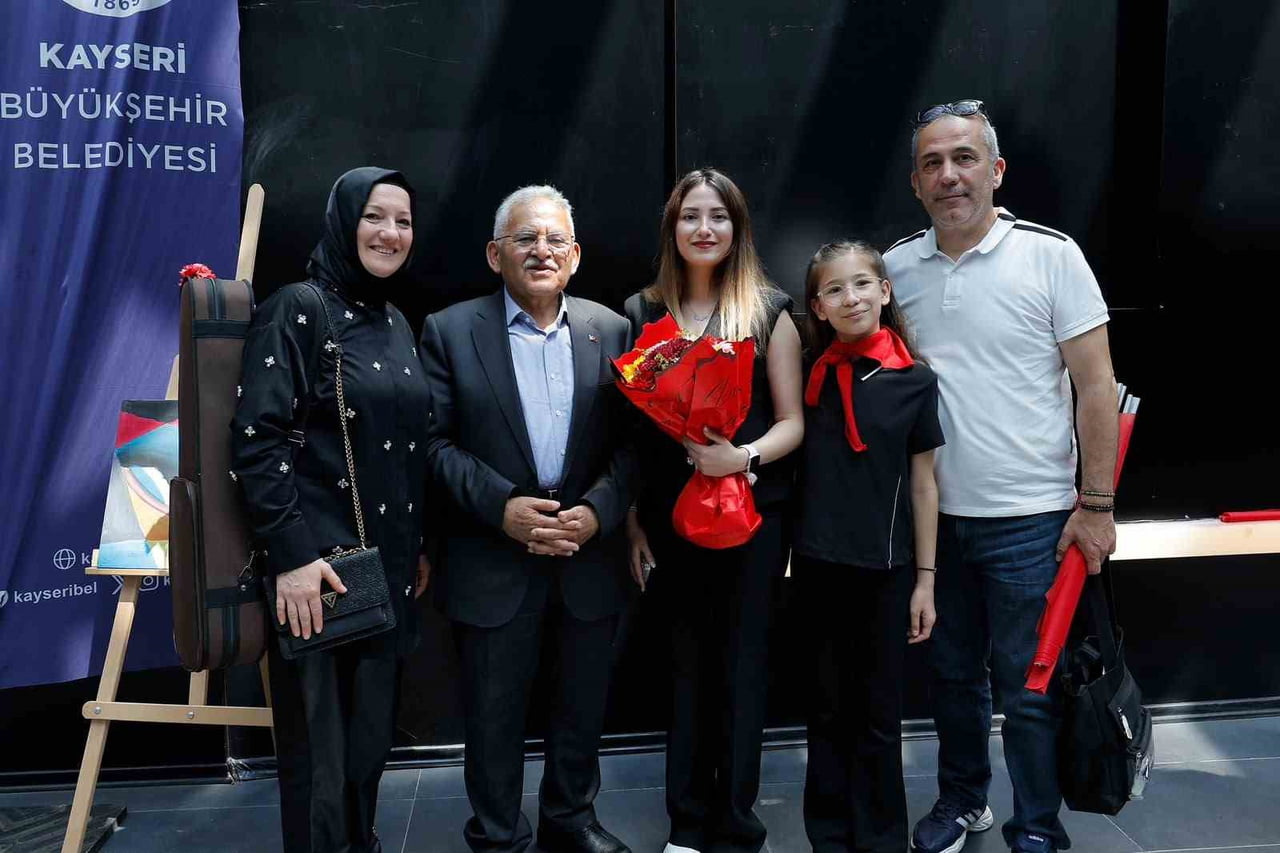KAYSERİ BÜYÜKŞEHİR BELEDİYE BAŞKANI DR. MEMDUH BÜYÜKKILIÇ; BÜYÜKŞEHİR BELEDİYESİ KONSERVATUVARI...