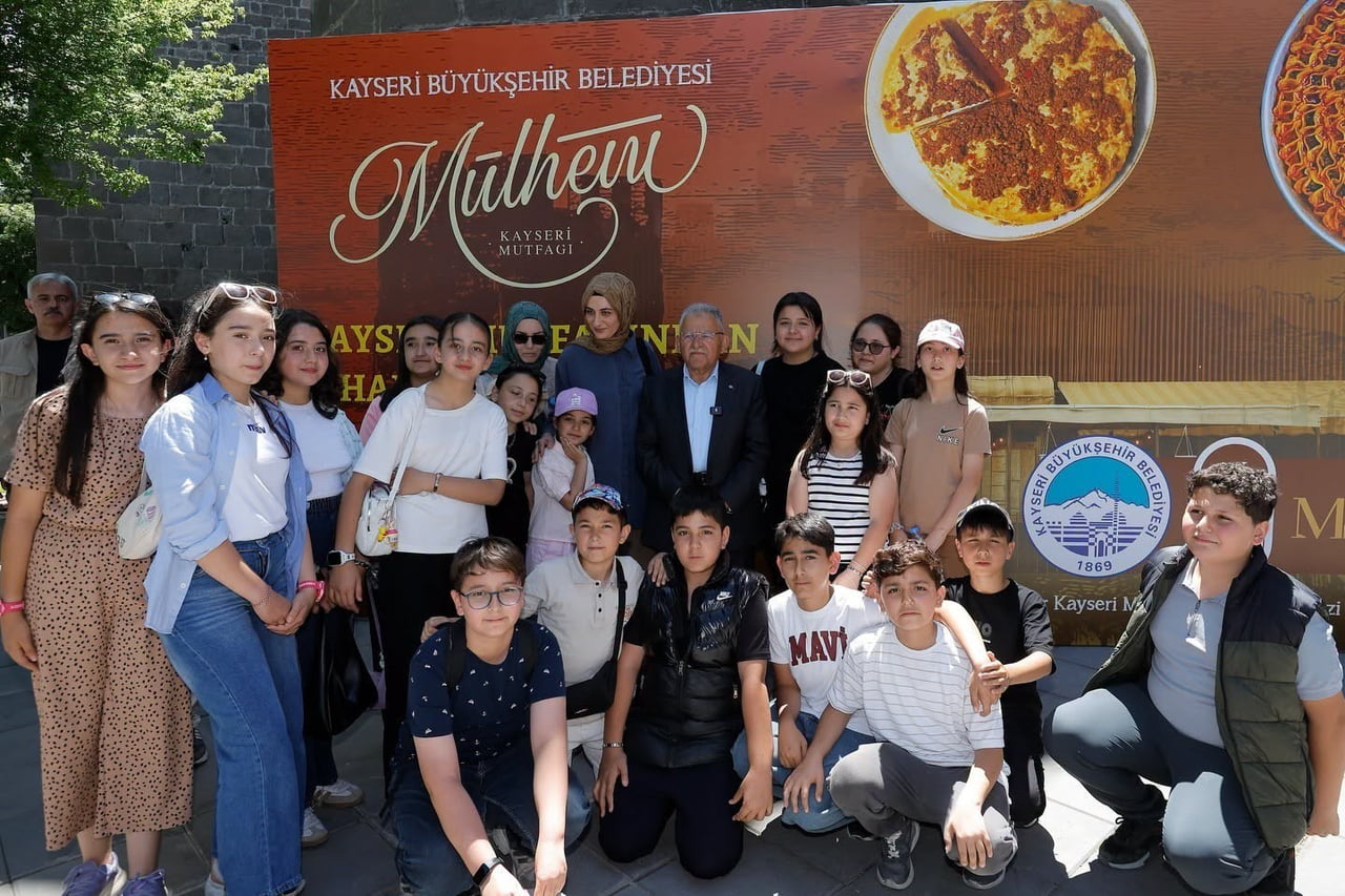 KAYSERİ BÜYÜKŞEHİR BELEDİYE BAŞKANI DR. MEMDUH BÜYÜKKILIÇ; TARİHİ KAYSERİ KALESİ’NDE ÇOCUKLAR VE...