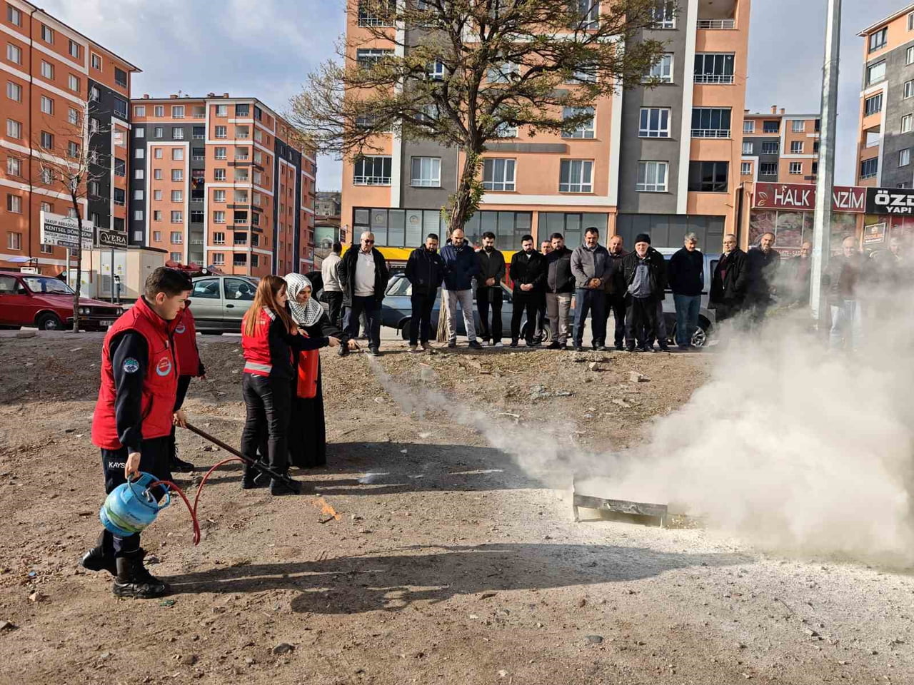 KAYSERİ BÜYÜKŞEHİR BELEDİYESİ, AFETLERE DİRENÇLİ ŞEHİR HEDEFİ DOĞRULTUSUNDA 16 İLÇEDE GÖREV YAPAN...