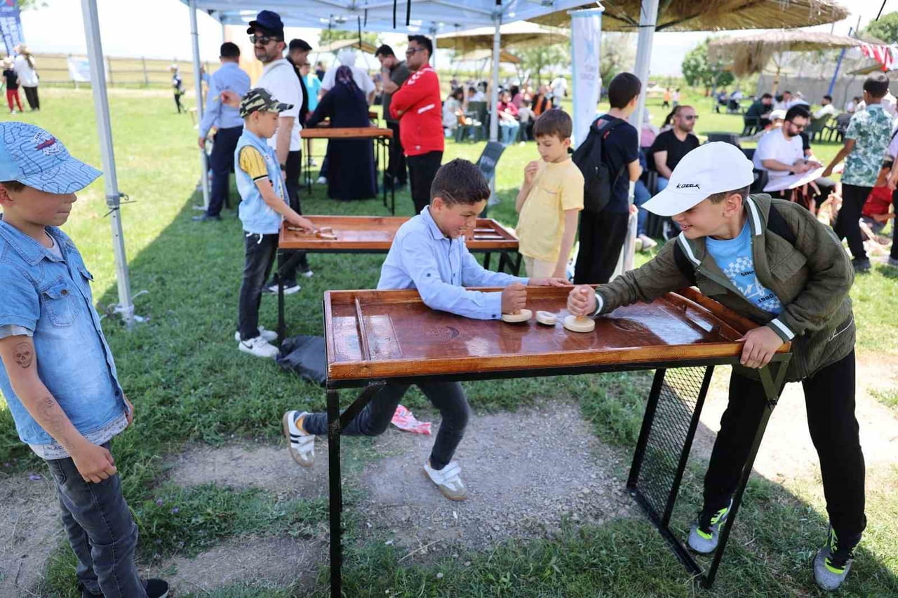 KAYSERİ BÜYÜKŞEHİR BELEDİYESİ SPOR A.Ş. TARAFINDAN YEŞİLHİSAR’DA DÜZENLENEN UÇURTMA ŞENLİĞİ VE...