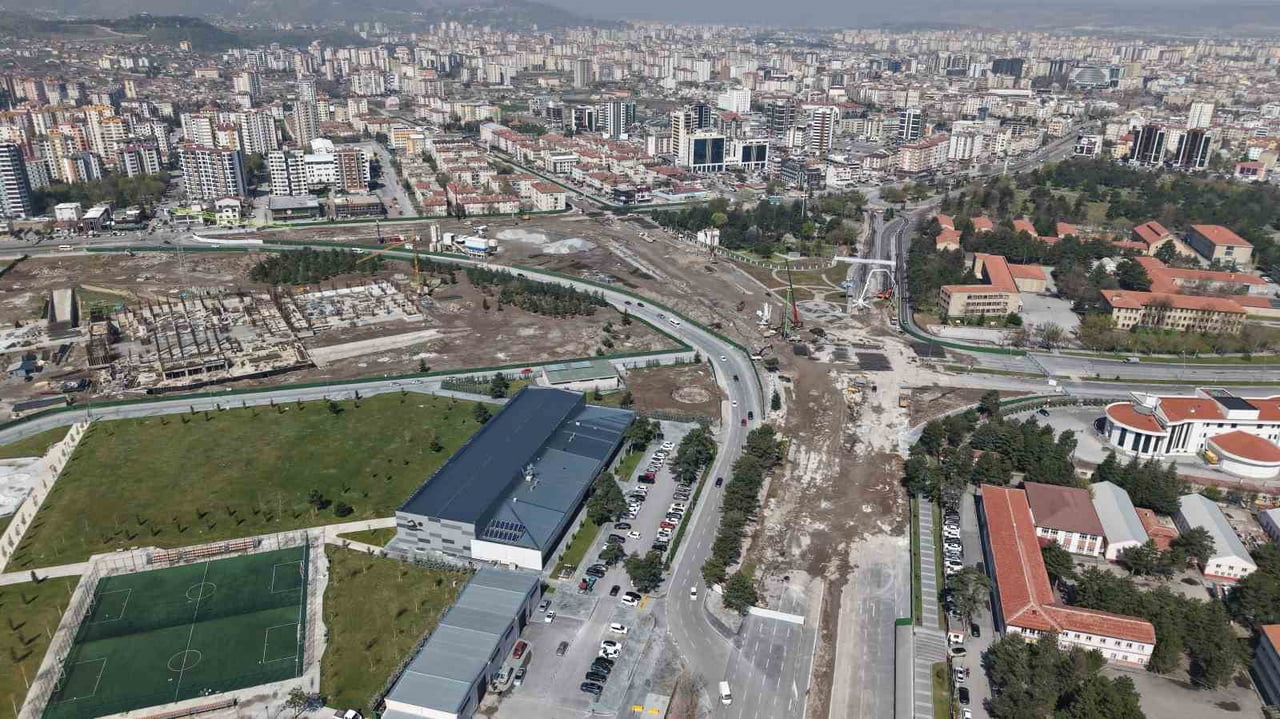 KAYSERİ BÜYÜKŞEHİR BELEDİYESİ TARAFINDAN YAPIMI DEVAM EDEN KARTAL KAVŞAĞI'NDAKİ ÇALIŞMALARA LGS...