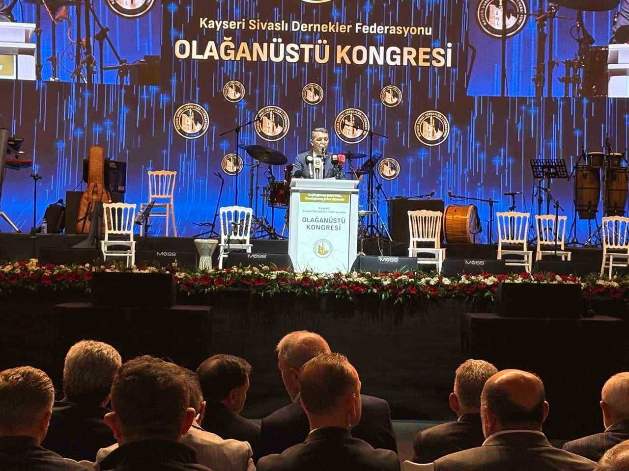 KAYSERİ SİVASLI DERNEKLER FEDERASYONU OLAĞANÜSTÜ GENEL KURULU’NDA İSA GÜN, YENİDEN BAŞKAN...
