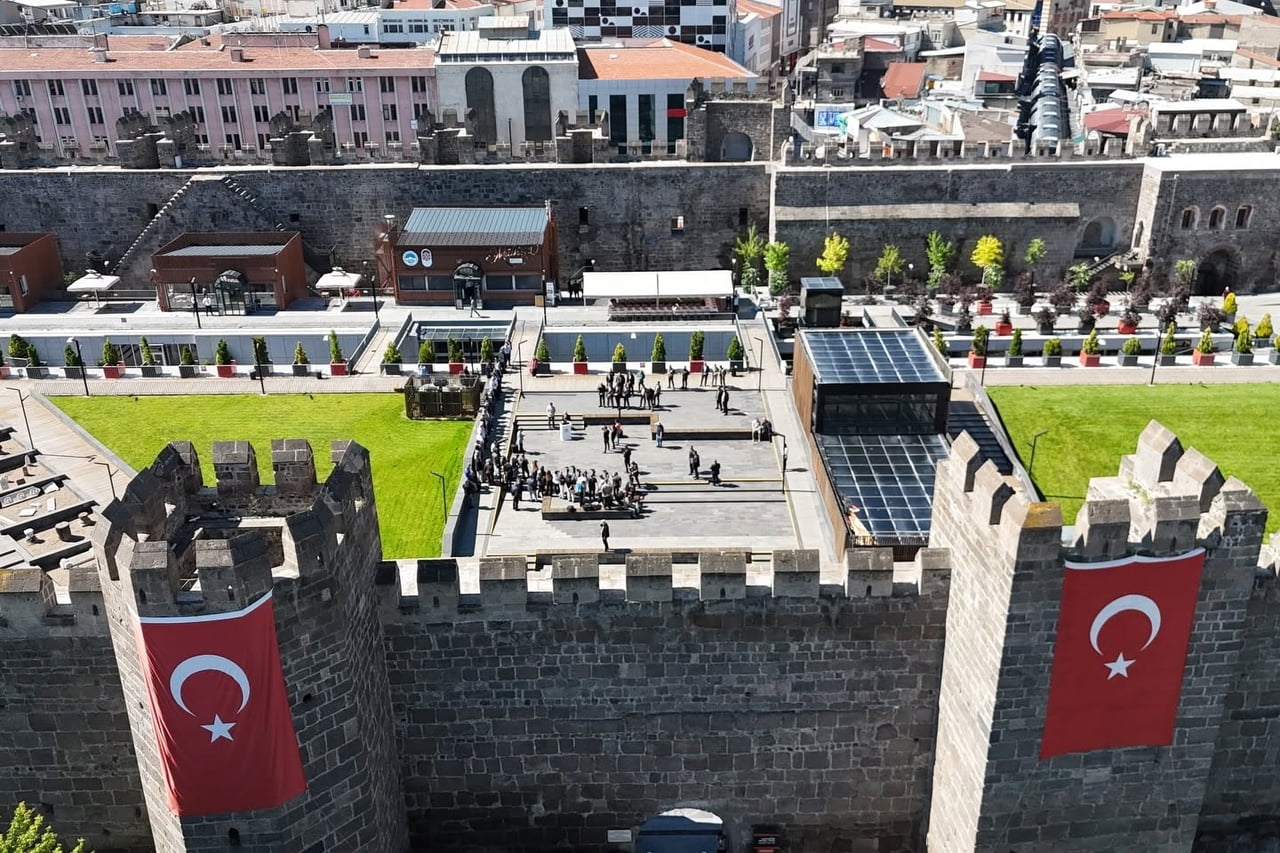 KAYSERİ TATLARININ YENİ ADRESİ ‘MÜLHEM KAYSERİ MUTFAĞI' AÇILDI