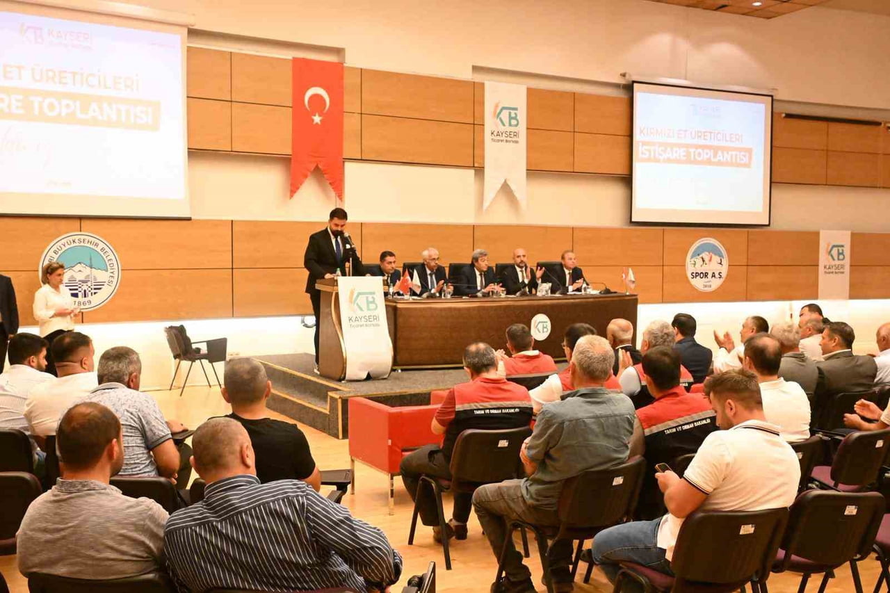 KAYSERİ TİCARET BORSASI (KTB) ÖNCÜLÜĞÜNDE DÜZENLENEN KIRMIZI ET ÜRETİCİLERİ İSTİŞARE TOPLANTISI...