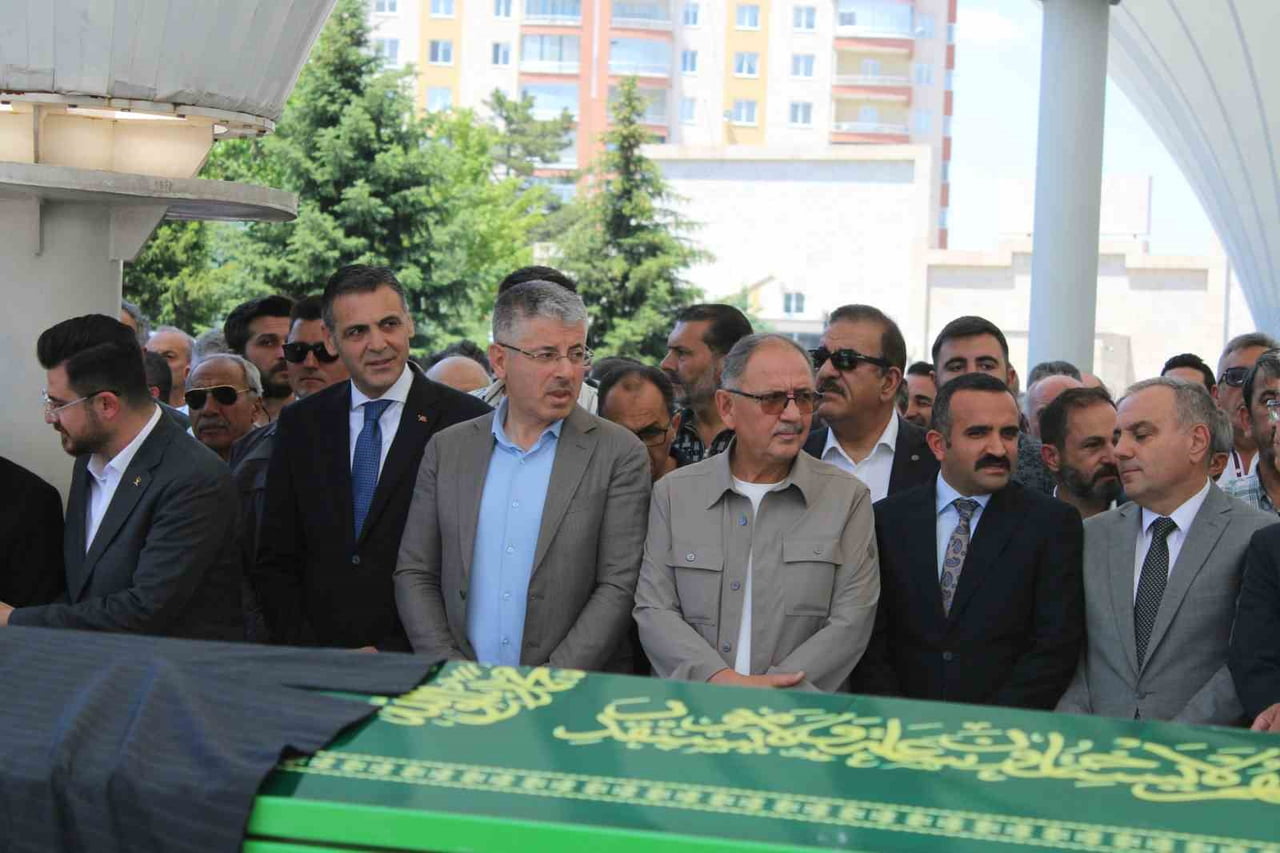 KAYSERİLİ İŞ İNSANI LATİF BAŞKAL'IN BABASI MUSTAFA KAMİL BAŞKAL HAYATINI KAYBETTİ.