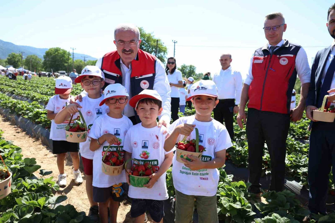 KAZ DAĞLARININ ETEKLERİNDE BOL OKSİJENLİ VE TERTEMİZ SULARIN AKTIĞI AGONYA OVASI'NIN BEREKETLİ...