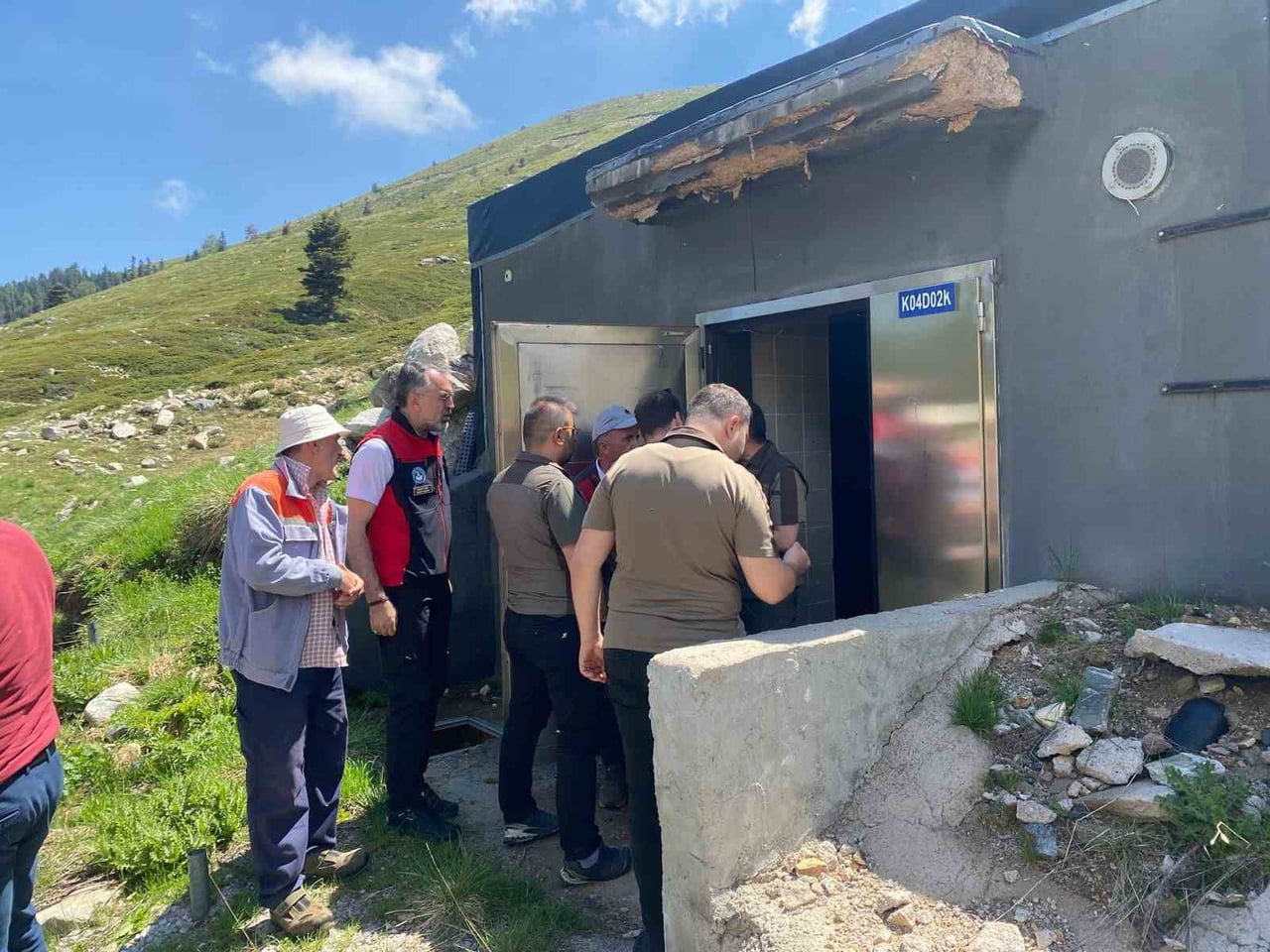 KESTEL BELEDİYE BAŞKANI FERHAT EROL, ULUDAĞ'IN ETEKLERİNDEKİ ALAÇAM MAHALLESİ’NDE PLANLANAN SULAMA...