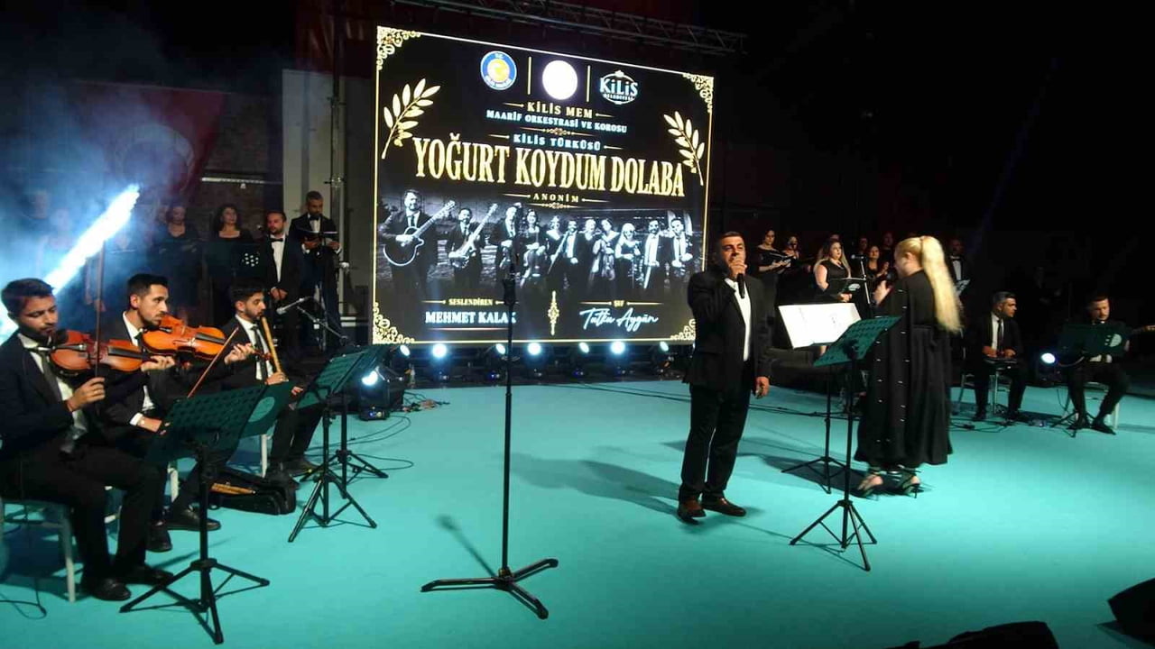 KİLİS'TE HALK OYUNLARI VE MÜZİK ŞÖLENİ