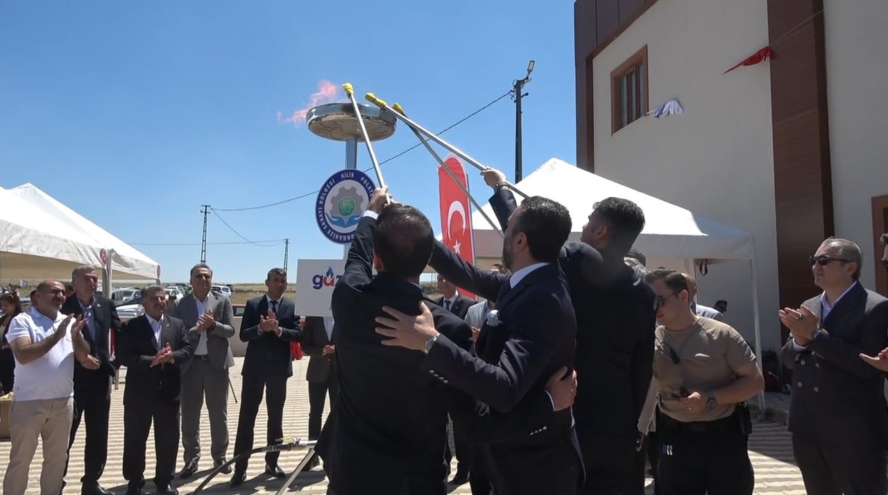 KİLİS POLATELİ-ŞAHİNBEY OSB'DE DOĞAL GAZ DÖNEMİ BAŞLADI