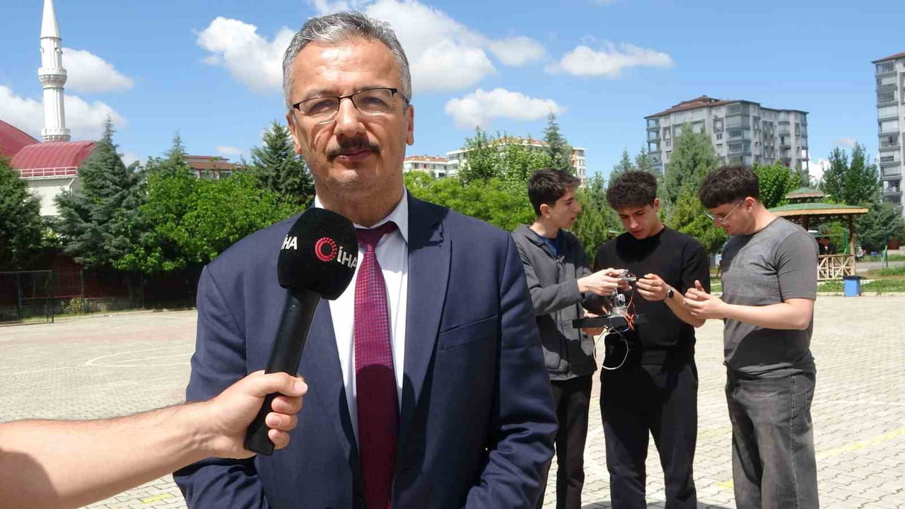 KİMYA ÖĞRETMENİ MEHMET ERGİN