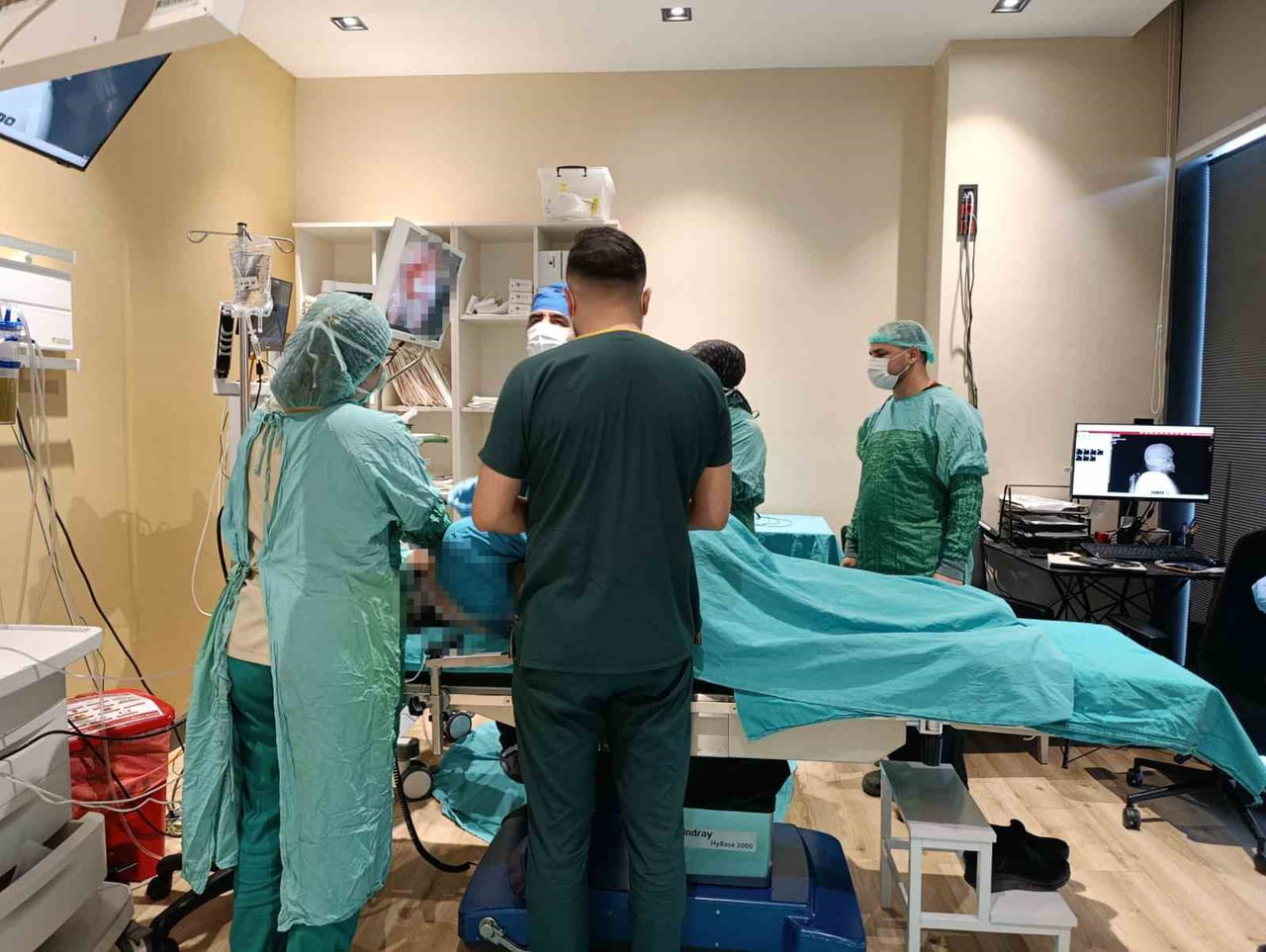 KIRGIZİSTAN'DAN TEDAVİ AMAÇLI TÜRKİYE'YE GELEN PANKREAS KANSERİ HASTASI, HG HOSPİTAL'DA İLERİ...