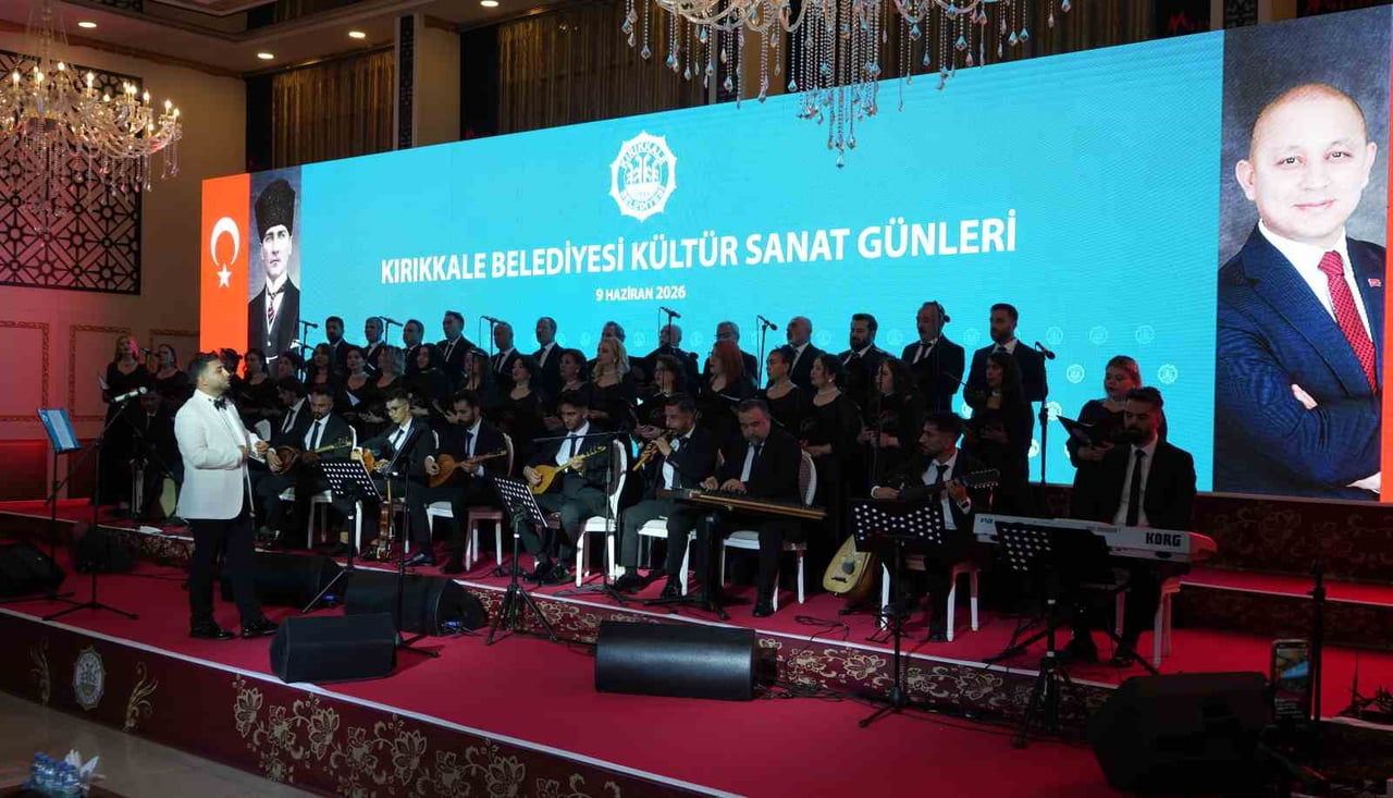KIRIKKALE’DE İLK KEZ SAHNE ALAN TÜRK HALK MÜZİĞİ KOROSU, "GÖNÜLDEN TÜRKÜLER" KONSERİNDE...