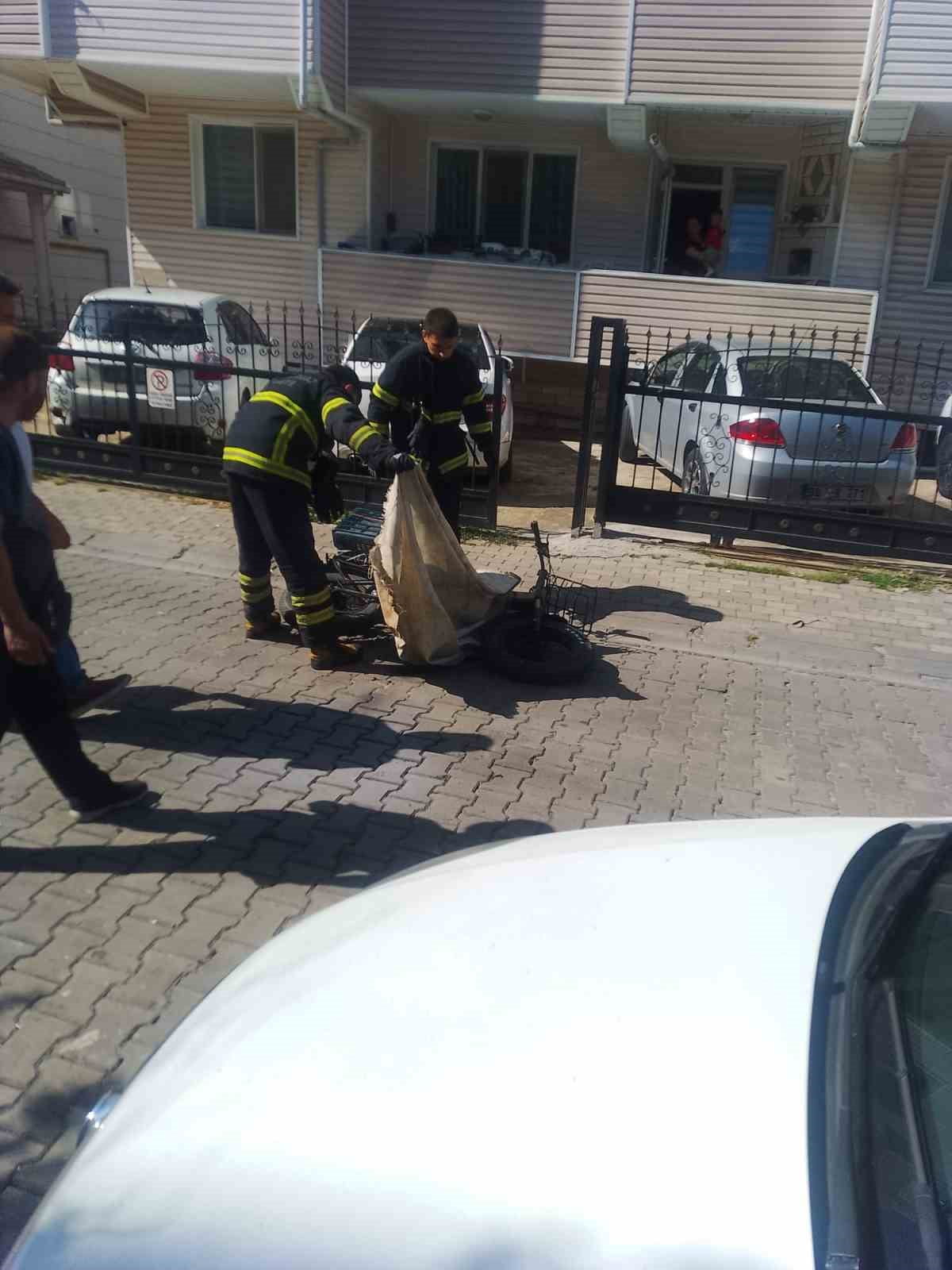 KIRKLARELİ’NİN LÜLEBURGAZ İLÇESİNDE SEYİR HALİNDEKİ ELEKTRİKLİ BİSİKLETİN PİLİ PATLADI. OLAYDA...