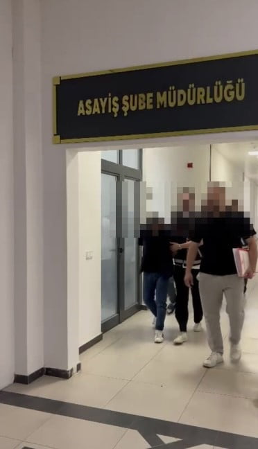 KOCAELİ'NİN DARICA İLÇESİNDE GEÇTİĞİMİZ AY BİR İŞ YERİNİN KURŞUNLANMASI OLAYININ 3 FAİLİ, POLİS...