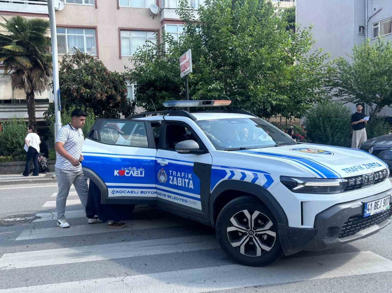 KOCAELİ BÜYÜKŞEHİR ZABITASI, YÜKSEKÖĞRETİM KURUMLARI SINAVI SÜRESİNCE ADAYLARIN YANINDA OLDU....