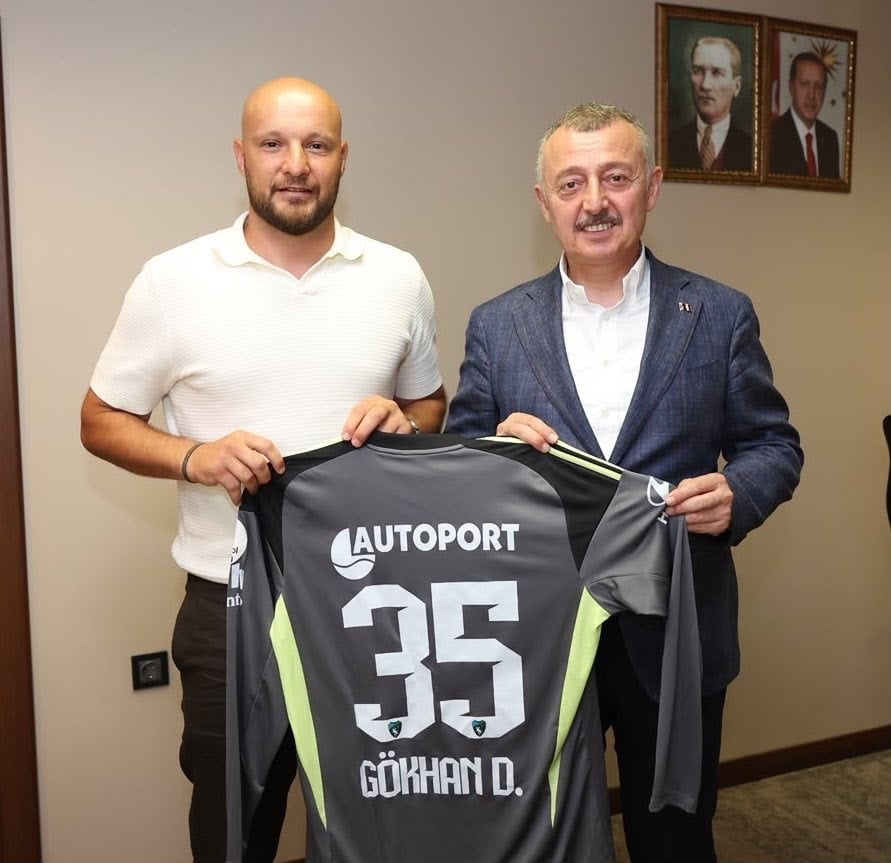 KOCAELİSPOR’DA SÖZLEŞMESİ SONA EREN VE TAKIMDAN AYRILAN KAPTAN GÖKHAN DEĞİRMENCİ, FORMASINI...