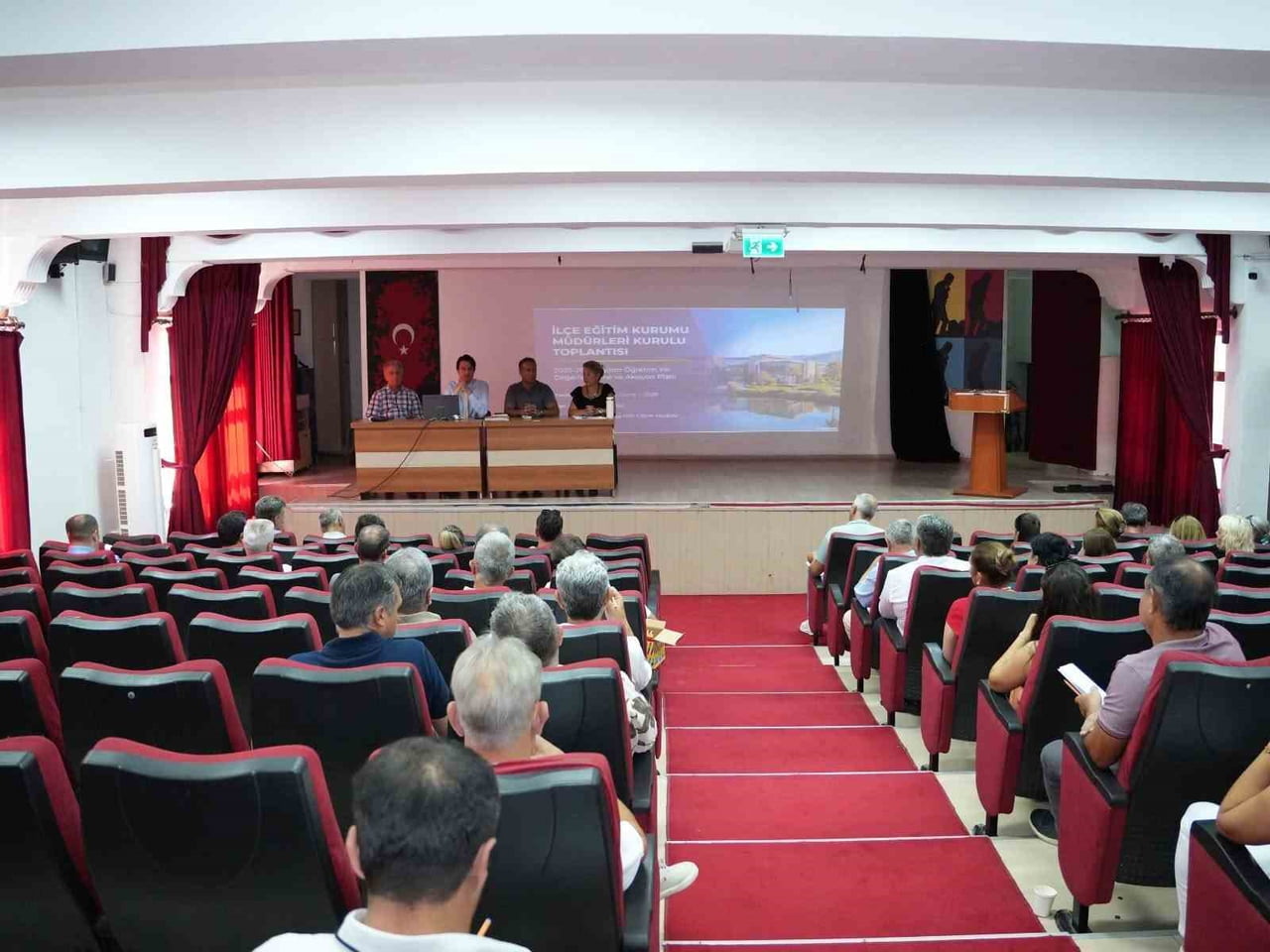 KÖYCEĞİZ’DE SENE SONU MÜDÜRLER KURULU TOPLANTISI YAPILDI