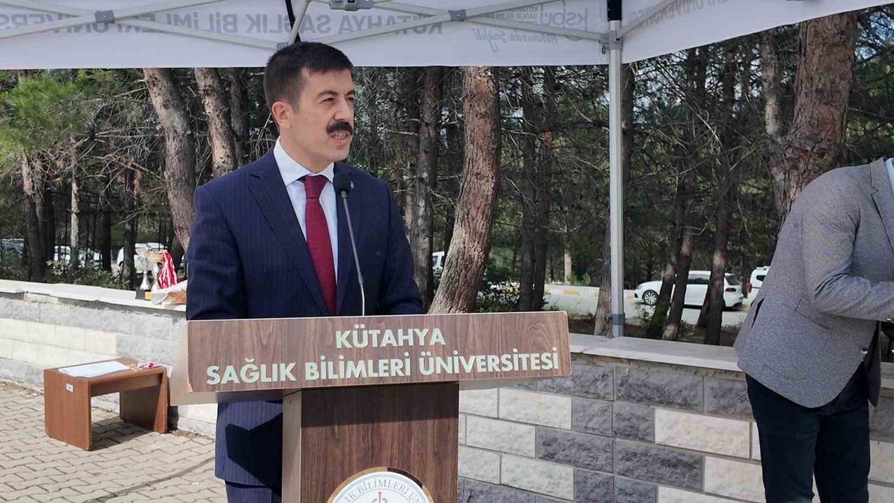 KSBÜ REKTÖRÜ PROF. DR. AHMET TEKİN