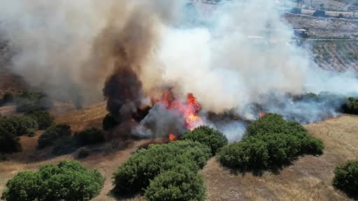 Kula'da makilik alanda yangın: 15 dönüm alan küle döndü