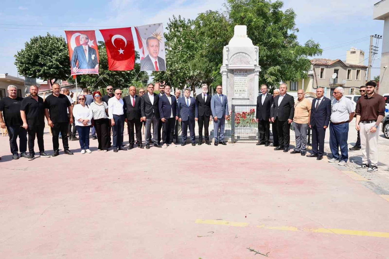 KURTULUŞ SAVAŞI DÖNEMİNDE MENEMEN'DE YUNANLILAR VE YERLİ RUMLAR TARAFINDAN KATLEDİLEN KAYMAKAM...