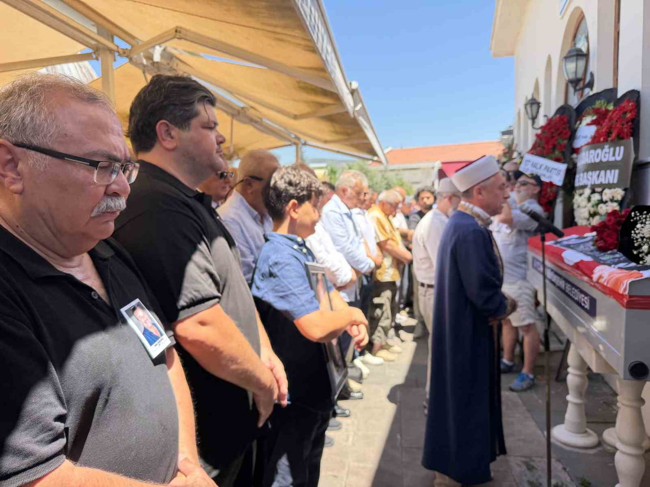 KUŞADASI BELEDİYESİ ESKİ BAŞKANI BERBEROĞLU, SON YOLCULUĞUNA UĞURLANDI