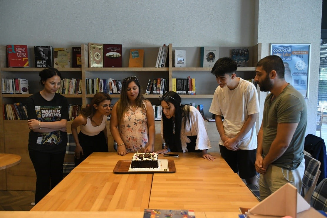 KUŞADASI BELEDİYESİ, YKS ÖNCESİNDE DÜZENLEDİĞİ PROGRAMLARLA ÜNİVERSİTE ADAYLARINA SINAV KAYGISI...