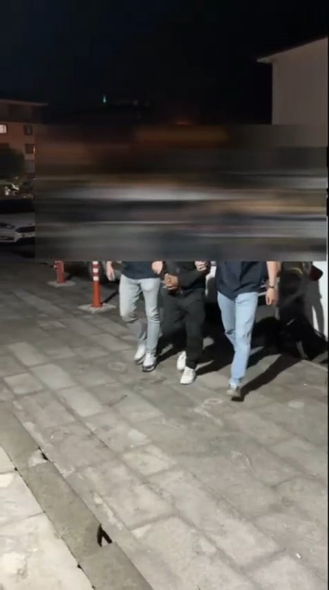 KÜTAHYA'DA 23 YIL HAPİS CEZASIYLA ARANAN HÜKÜMLÜ YAKALANDI