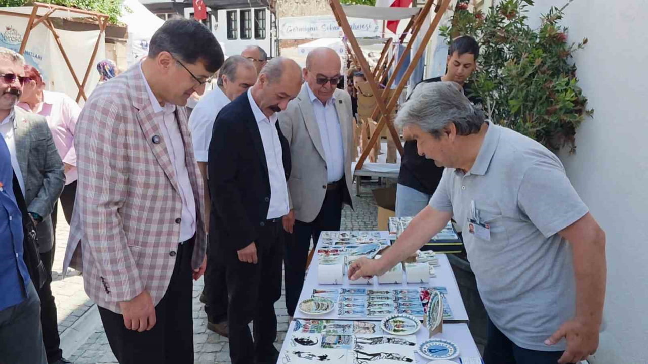 KÜTAHYA'DA YÖRESEL LEZZETLER VE EL SANATLARI ETKİNLİĞİ YENİ SEZONUNU AÇTI