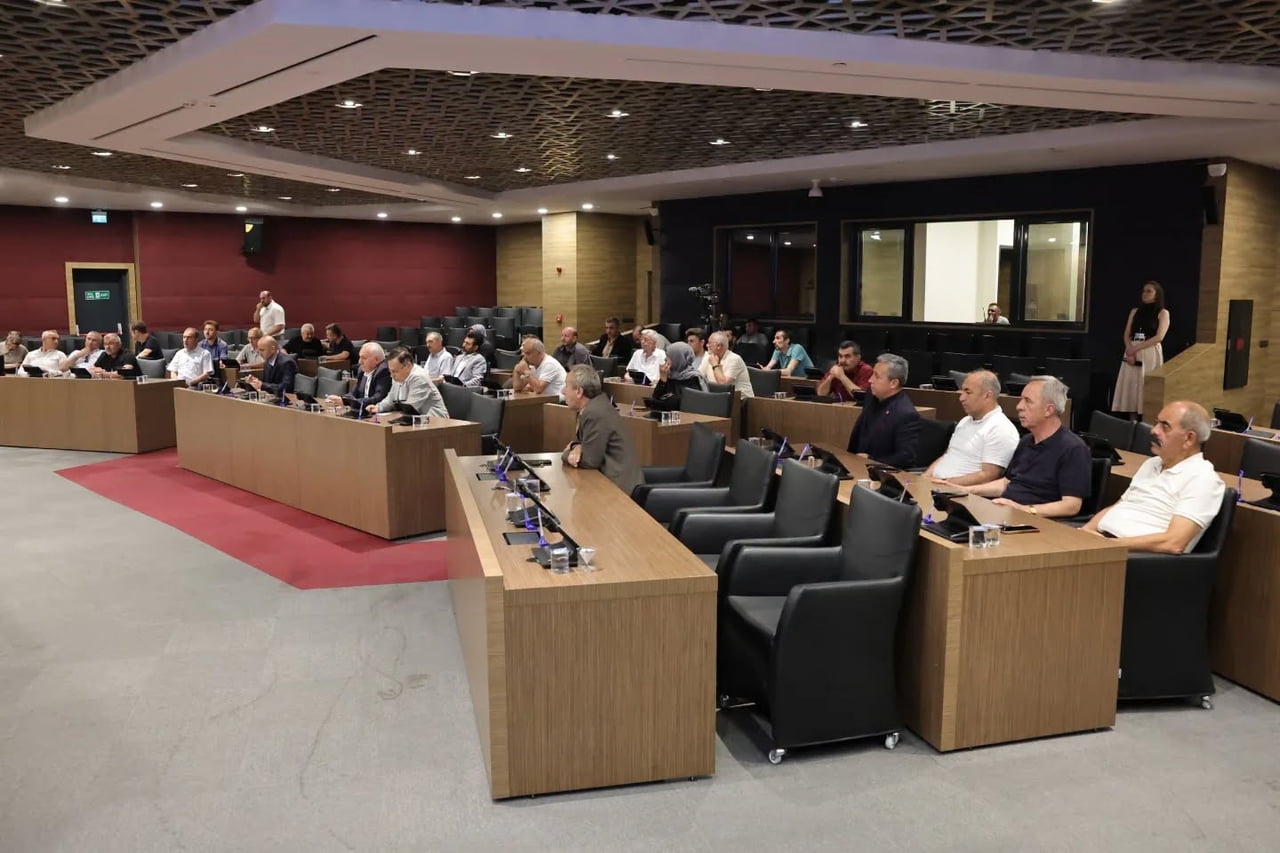 KÜTAHYA BELEDİYESİ TARAFINDAN MAHALLELERDEKİ İHTİYAÇLARIN DAHA HIZLI TESPİT EDİLMESİ VE ÇÖZÜM...