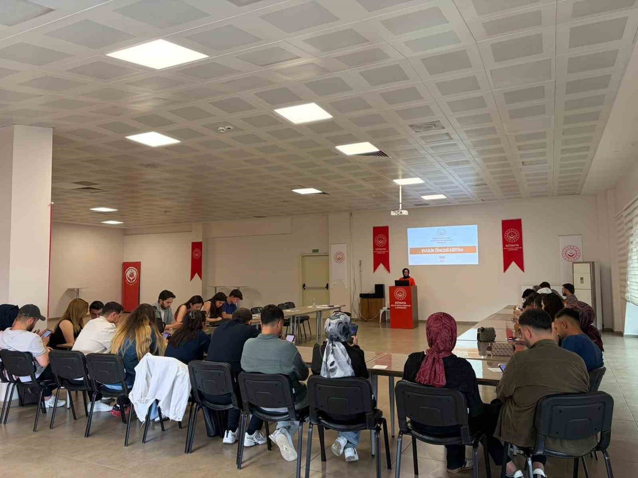 KÜTAHYA’DA EVLİLİK KREDİSİ DESTEĞİNE YOĞUN İLGİ: 709 ÇİFT HAK KAZANDI