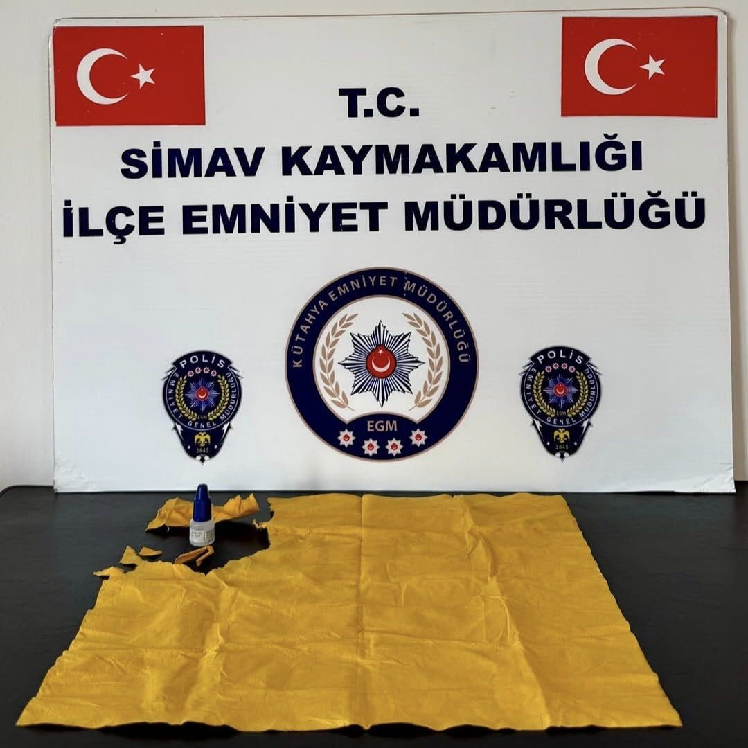 KÜTAHYA’DA UYUŞTURUCU OPERASYONU: 2 ŞÜPHELİ GÖZALTINA ALINDI