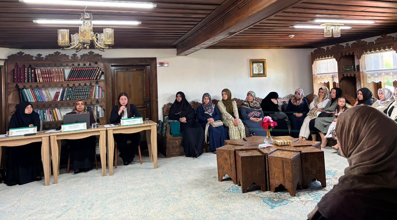 KÜTAHYA İL MÜFTÜLÜĞÜ’NDEN "BİR YETİME AİLE OLMAK" PANELİ