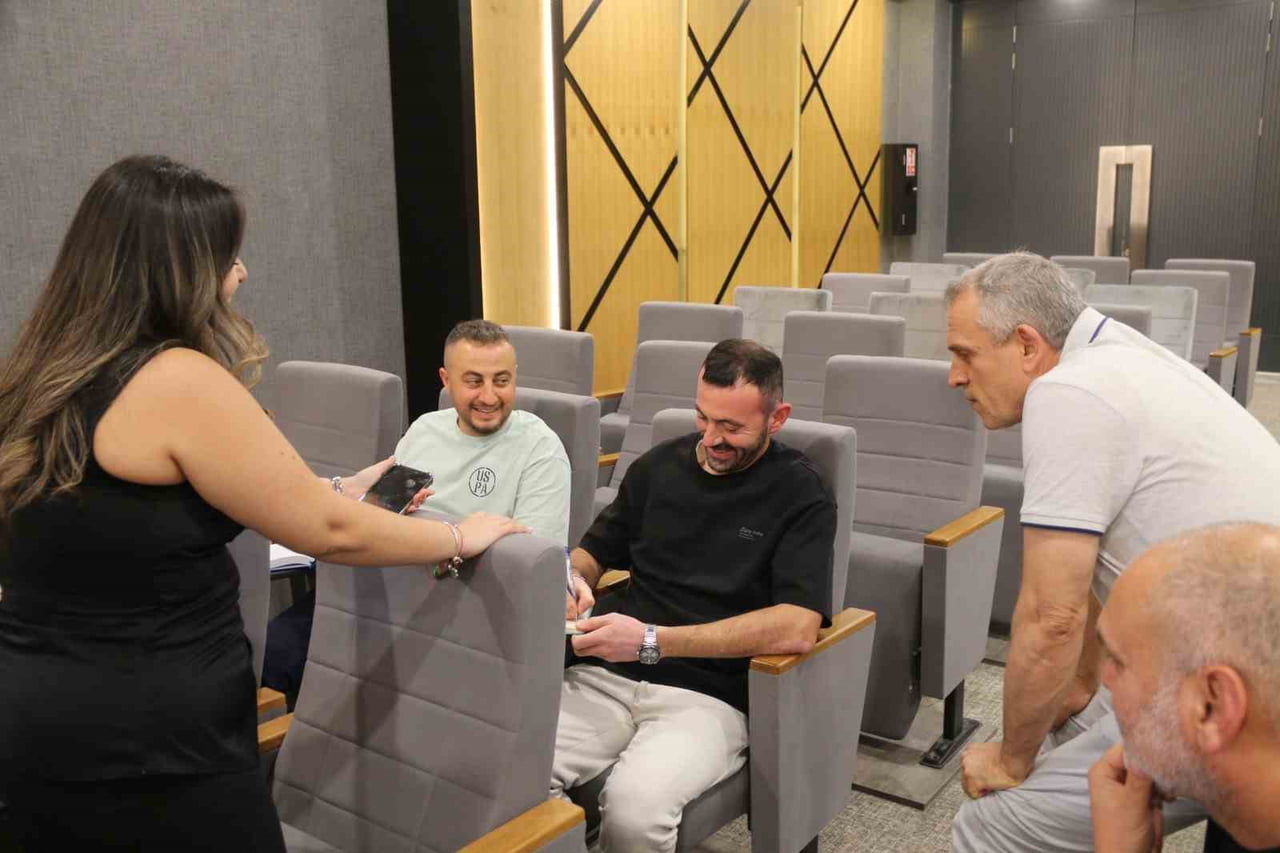 KÜTAHYA OSB AKADEMİ’DE "MAVİ YAKA ÇALIŞAN YÖNETİMİ" EĞİTİMİ DÜZENLENDİ