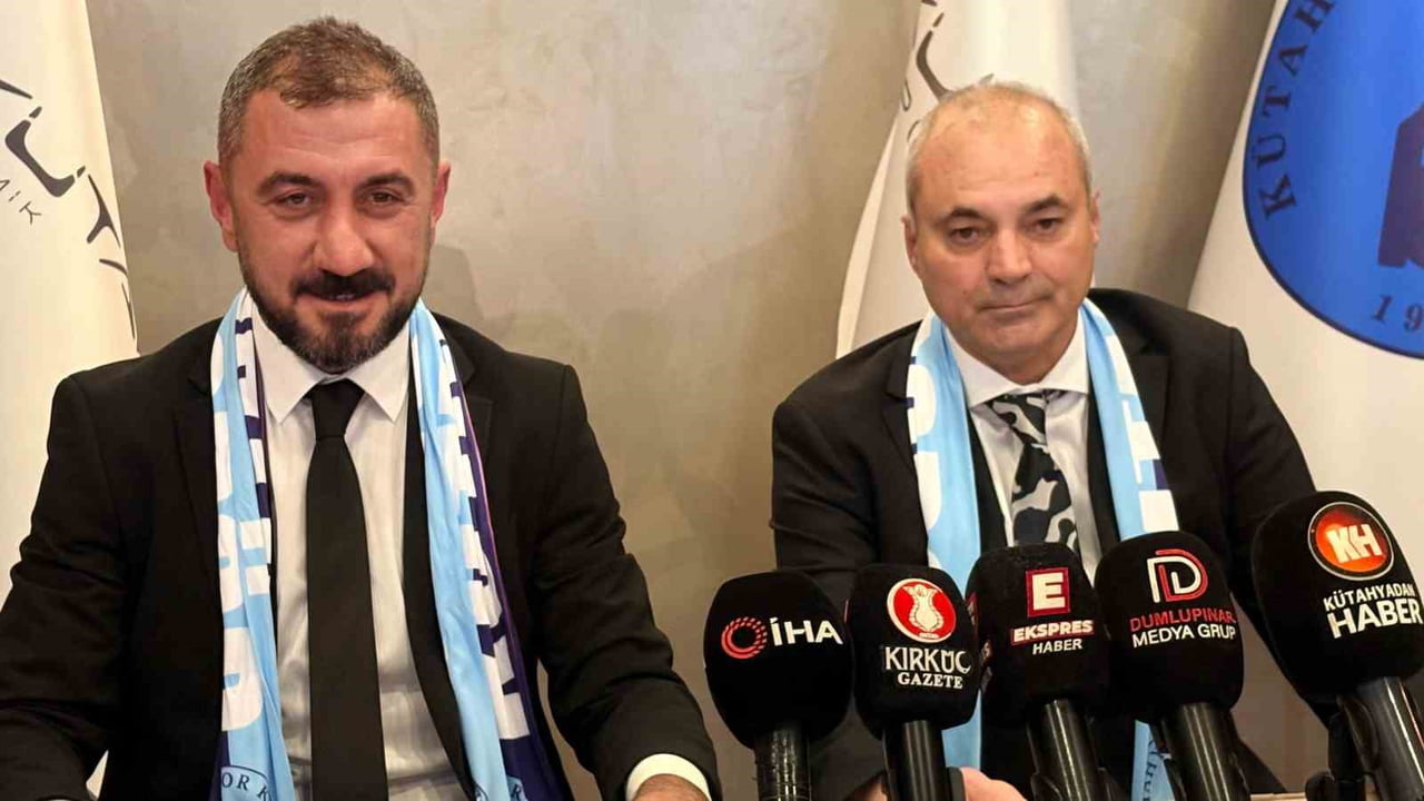 KÜTAHYA SPOR BAŞKANI HACI OSMAN ALTINKAYA VE TEKNİK DİREKTÖR ERKAN SÖZERİ