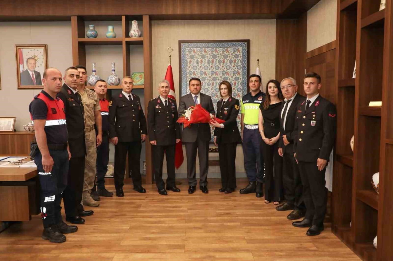 KÜTAHYA VALİSİ MUSA IŞIN, JANDARMA TEŞKİLATININ 187. KURULUŞ YIL DÖNÜMÜNÜ KUTLADI