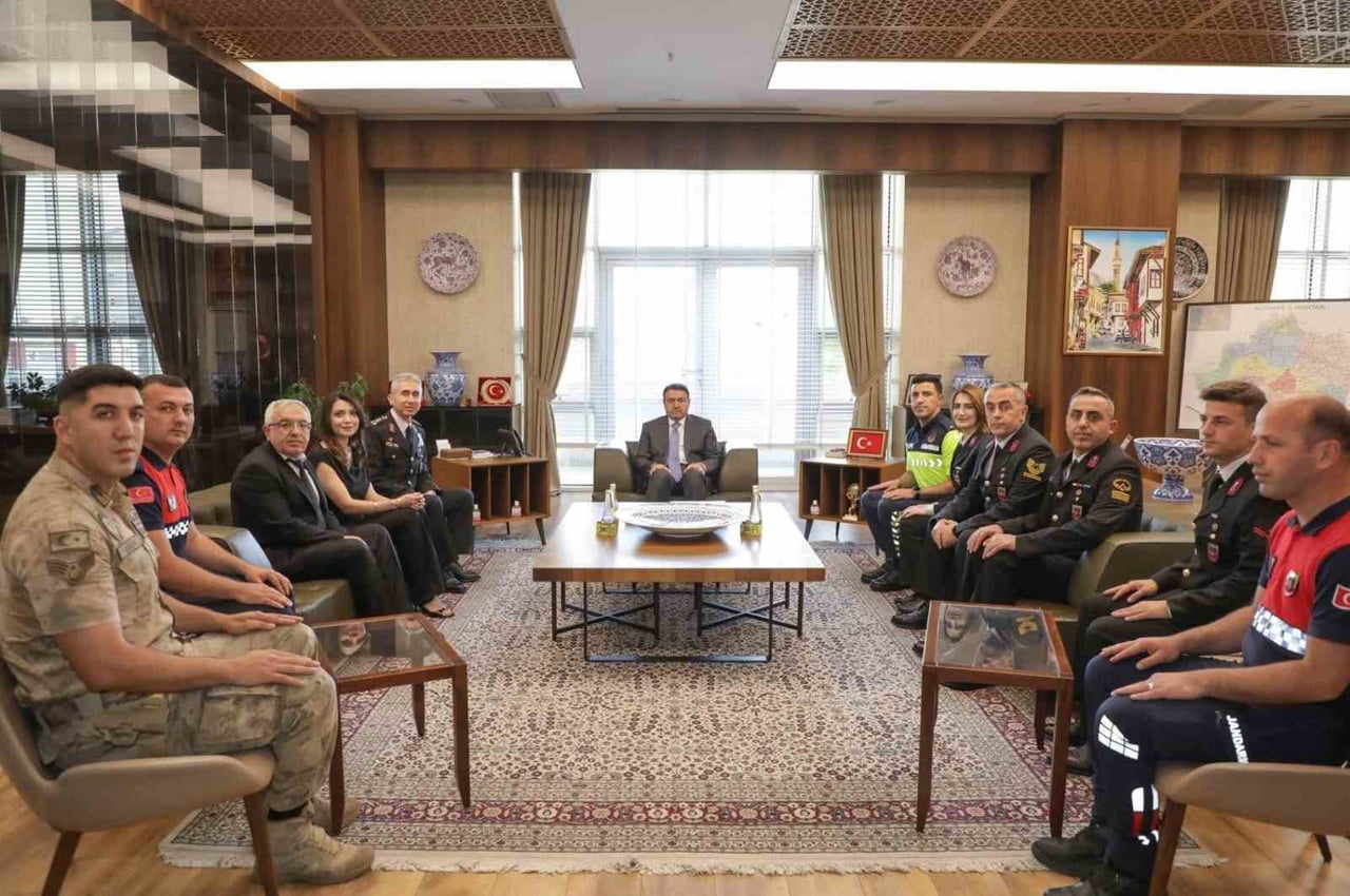 KÜTAHYA VALİSİ MUSA IŞIN, JANDARMA TEŞKİLATININ 187. KURULUŞ YIL DÖNÜMÜNÜ KUTLADI