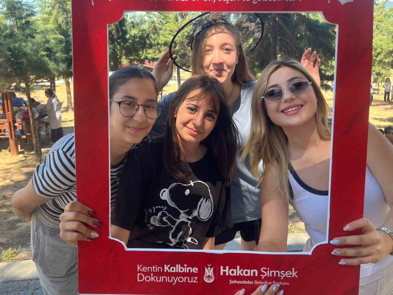 LGS MARATONUNU GERİDE BIRAKAN ŞEHZADELER BELEDİYESİ GENÇLİK EVİ ÖĞRENCİLERİ, BELEDİYENİN...