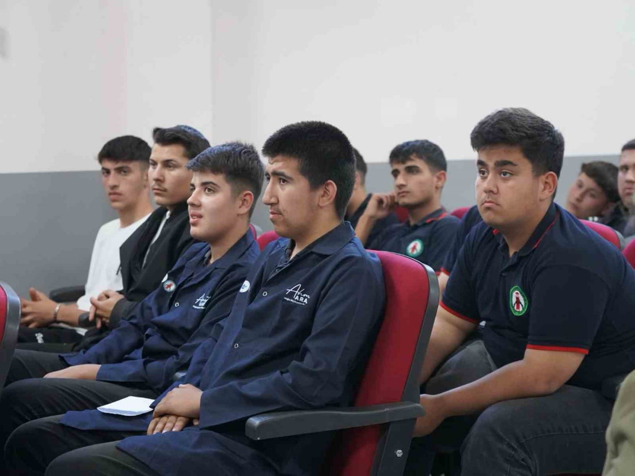 LİSE ÖĞRENCİLERİ MUSKİ SINIFI EĞİTİMİNİN İLK ETABINI TAMAMLADI