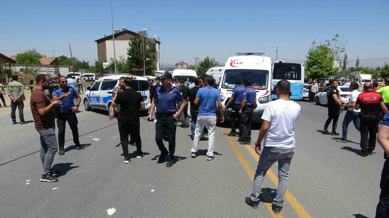 MAHKEME, MURAT BAYTOK'U 1 AĞIRLAŞTIRILMIŞ MÜEBBET, 2 MÜEBBET VE 30 YIL HAPİS CEZASINA...