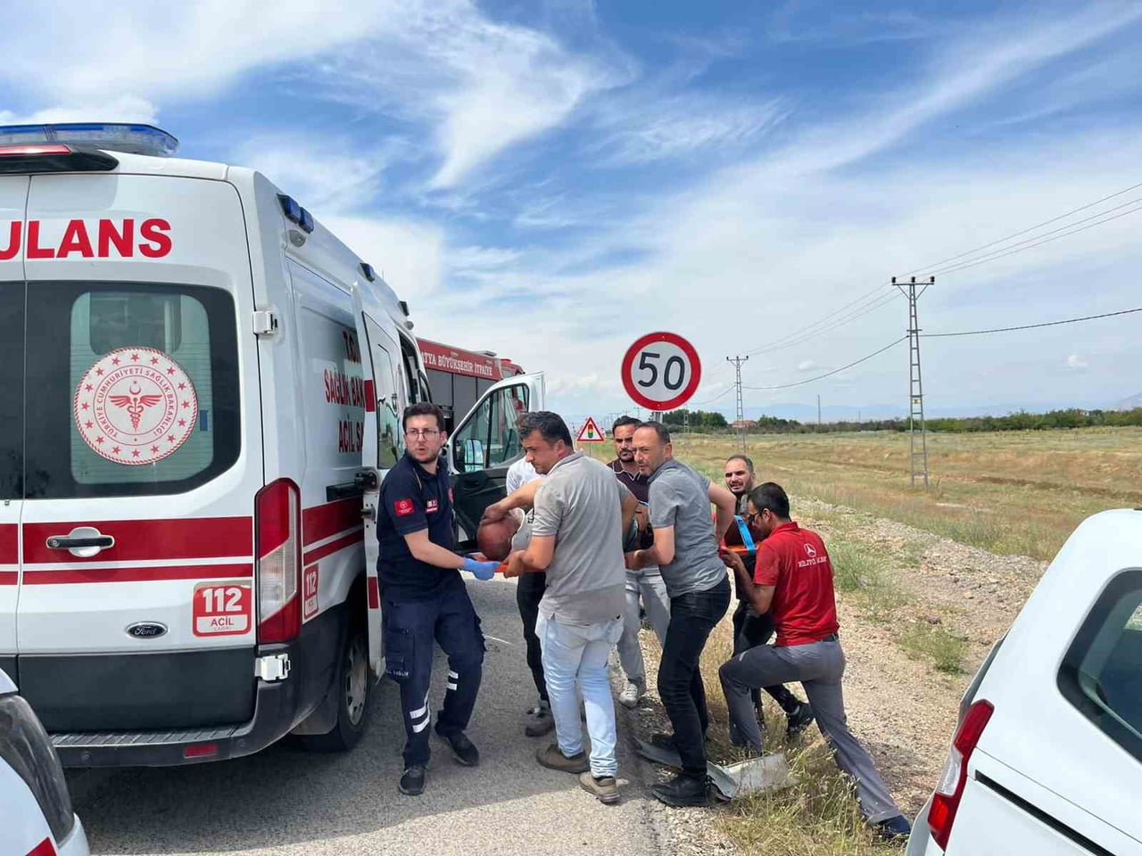 MALATYA'DA İKİ HAFİF TİCARİ ARACIN ÇARPIŞMASI SONUCU MEYDANA GELEN TRAFİK KAZASINDA 3 KİŞİ...