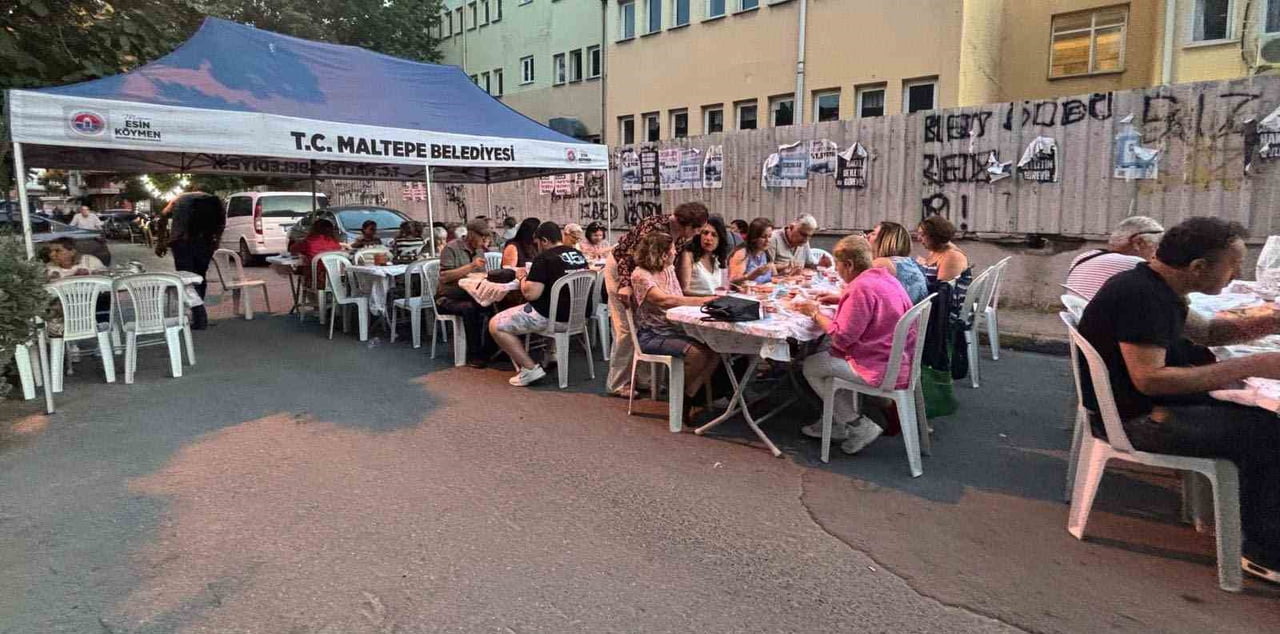 MALTEPE BELEDİYESİ TARAFINDAN YAS-I MATEM ORUCUNUN SEKİZİNCİ GÜN PROGRAMLARI YALI, KÜÇÜKYALI VE...