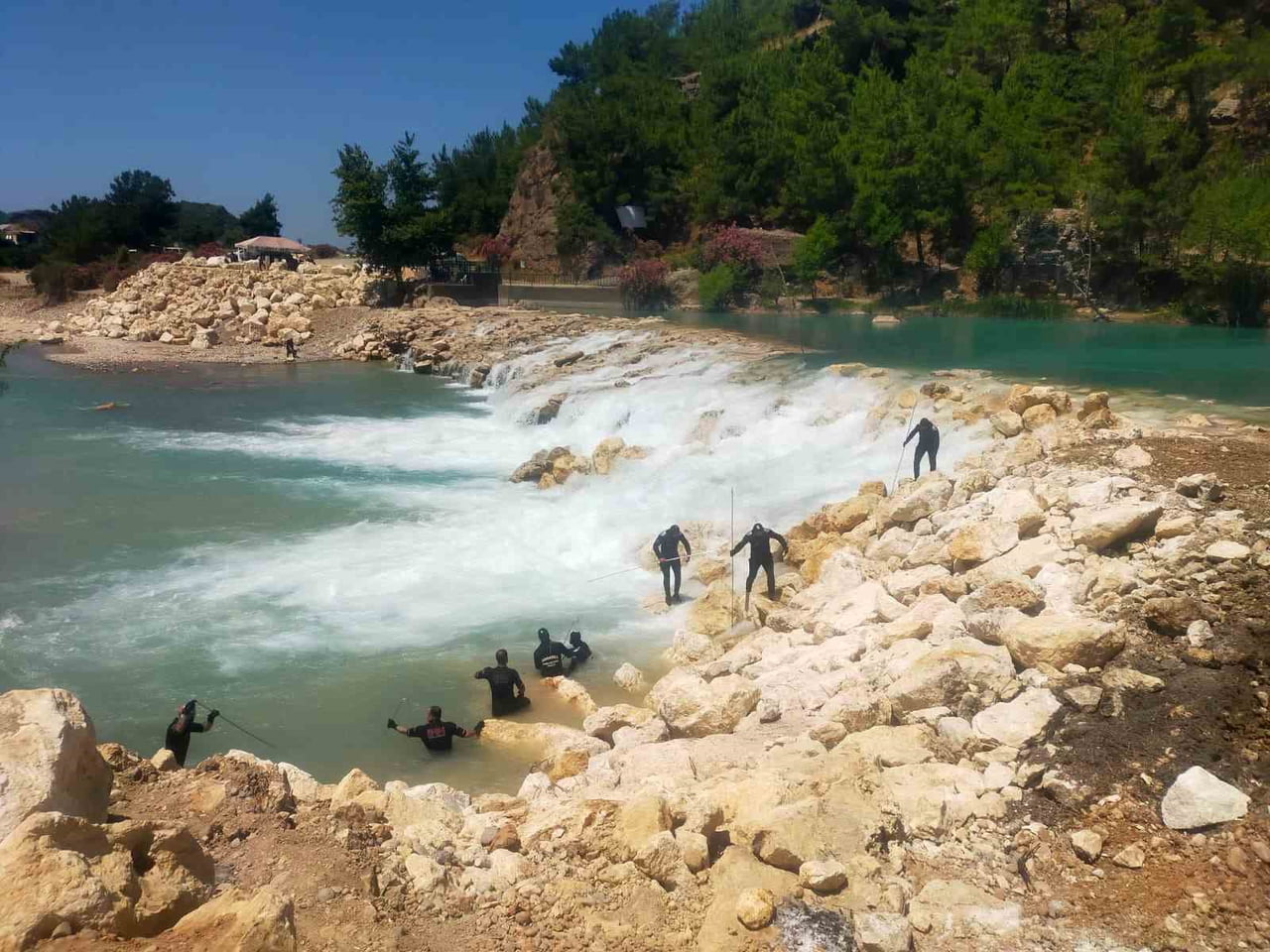 MANAVGAT İLÇESİNDEKİ ALARA ÇAYI'NDA KAYBOLAN GENCİ ARAMA ÇALIŞMALARI 13'ÜNCÜ GÜNÜNDE DE DEVAM...