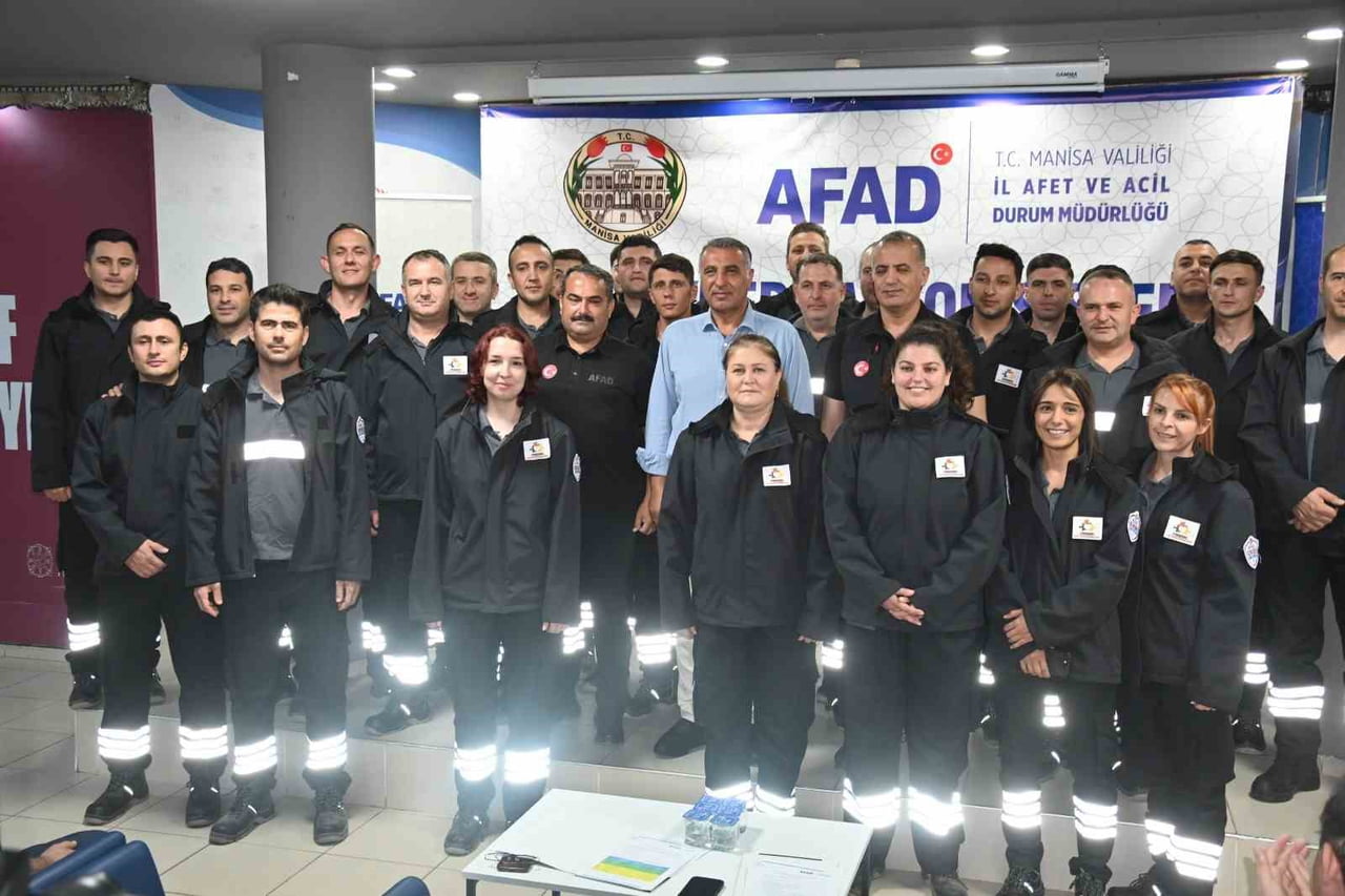 MANİSA'DA AFAD AKREDİTASYON SİSTEMİ KAPSAMINDA EĞİTİM VE YETERLİLİK SÜREÇLERİNİ BAŞARIYLA...