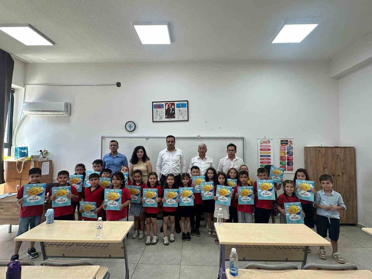 MANİSA'NIN SARIGÖL İLÇESİNDE 2025-2026 EĞİTİM ÖĞRETİM YILININ SONA ERMESİ DOLAYISIYLA DÜZENLENEN...