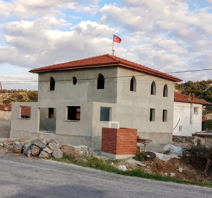 MANİSA'NIN SELENDİ İLÇESİNE BAĞLI MOLLAAHMETLER MAHALLESİ'NDE HAYIRSEVERLERİN DESTEKLERİYLE YAPIMI...
