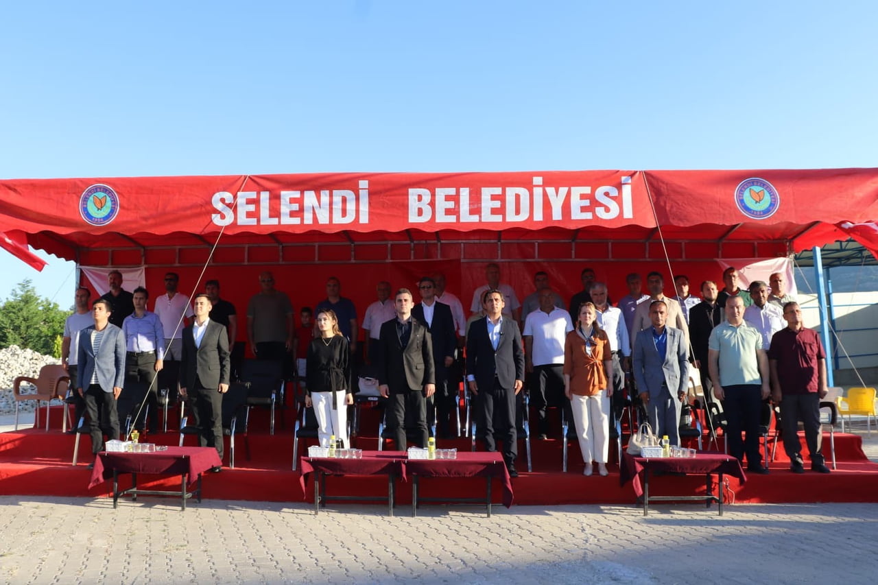 MANİSA'NIN SELENDİ İLÇESİNE BAĞLI PINARLAR MAHALLESİ'NDE 25'İNCİSİ DÜZENLENEN GELENEKSEL KİRAZ...