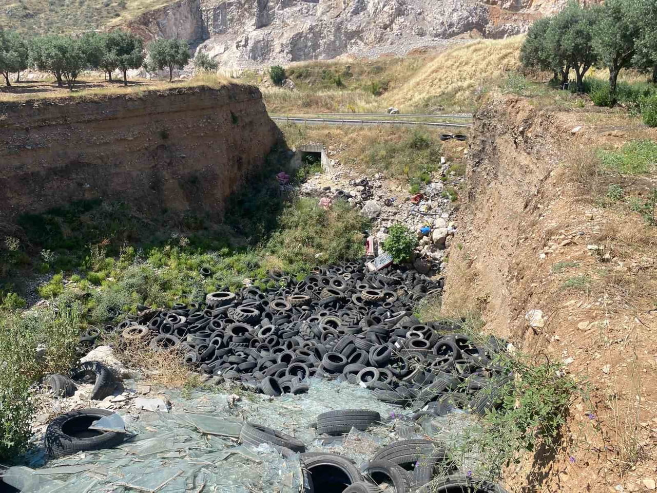 MANİSA BÜYÜKŞEHİR BELEDİYESİ, ÇEVRE ODAKLI PROJELERİNE BİR YENİSİNİ DAHA EKLEDİ. KULLANIM ÖMRÜNÜ...