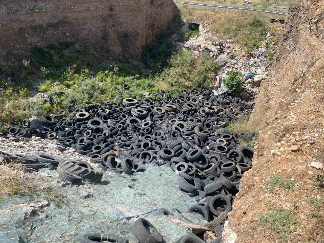 MANİSA BÜYÜKŞEHİR BELEDİYESİ, ÇEVRE ODAKLI PROJELERİNE BİR YENİSİNİ DAHA EKLEDİ. KULLANIM ÖMRÜNÜ...