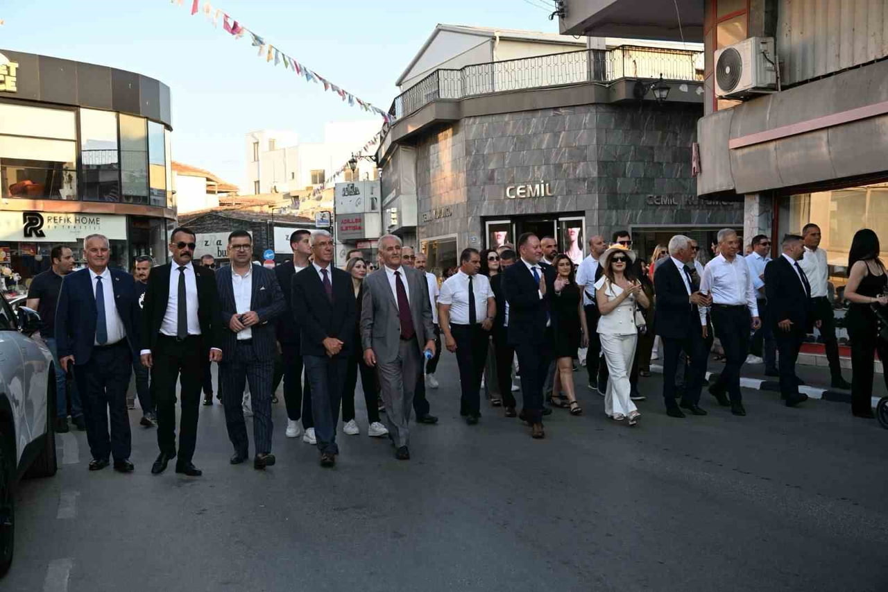 MANİSA BÜYÜKŞEHİR BELEDİYESİ HEYETİ, KUZEY KIBRIS TÜRK CUMHURİYETİ’NDE DÜZENLENEN 48. GÜZELYURT...