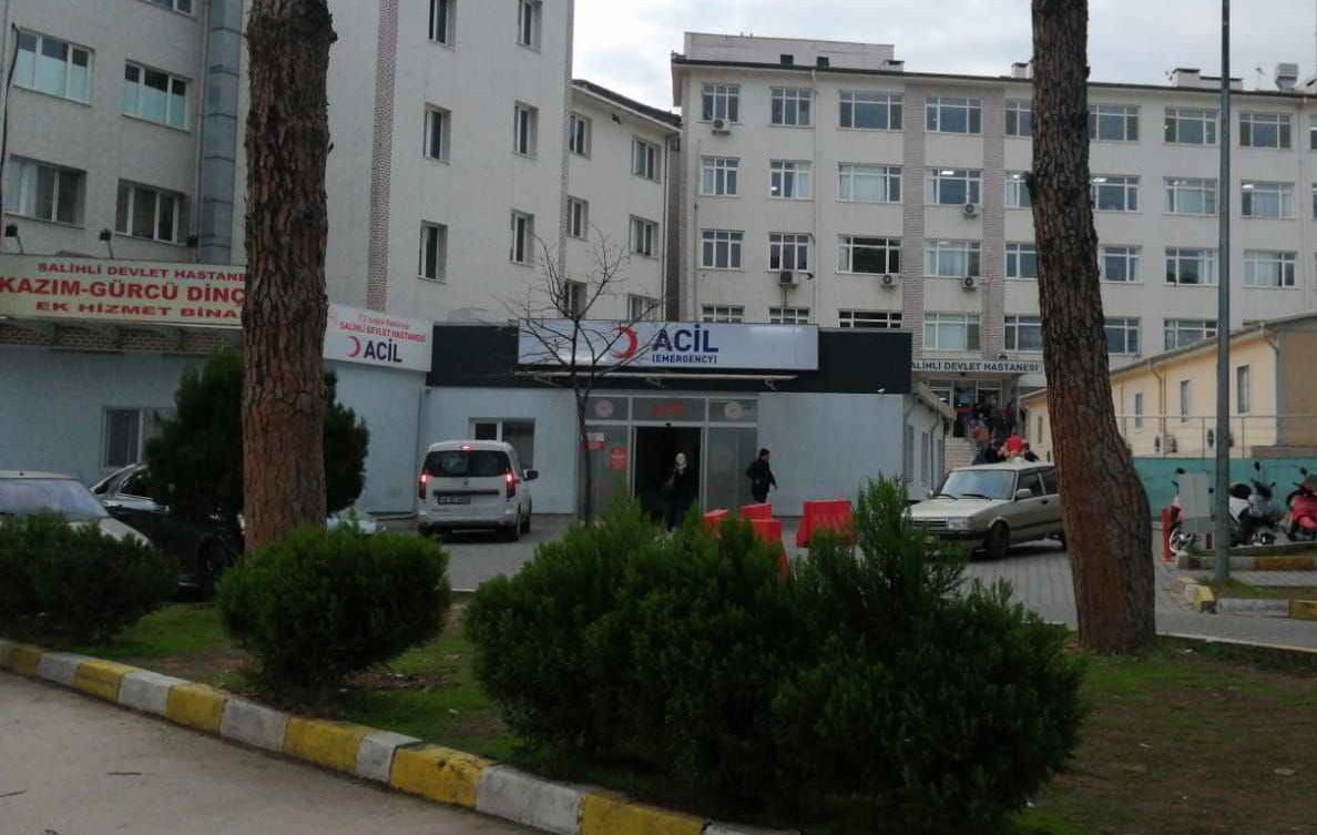 MANİSA’NIN SALİHLİ İLÇESİNDE ÇIKAN SİLAHLI KAVGADA 1 KİŞİ YARALANIRKEN, OLAYLA İLGİLİ GÖZALTINA...